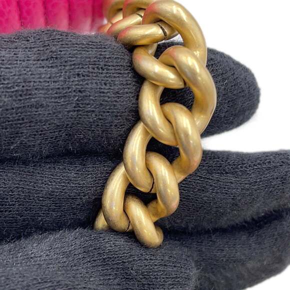 CHANEL Authentic Pink Logo Wallet - Picture 15 of 16